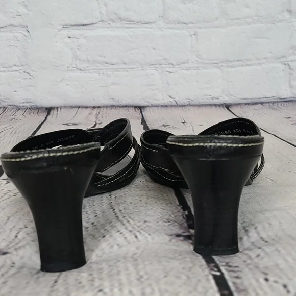 Cole Haan black leather strappy sandals, 9.5 - Picture 7 of 15